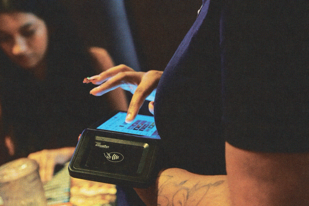 Restaurant Tablet POS Integration