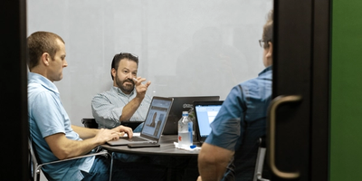 How to Choose the Right Custom Software Development Partner